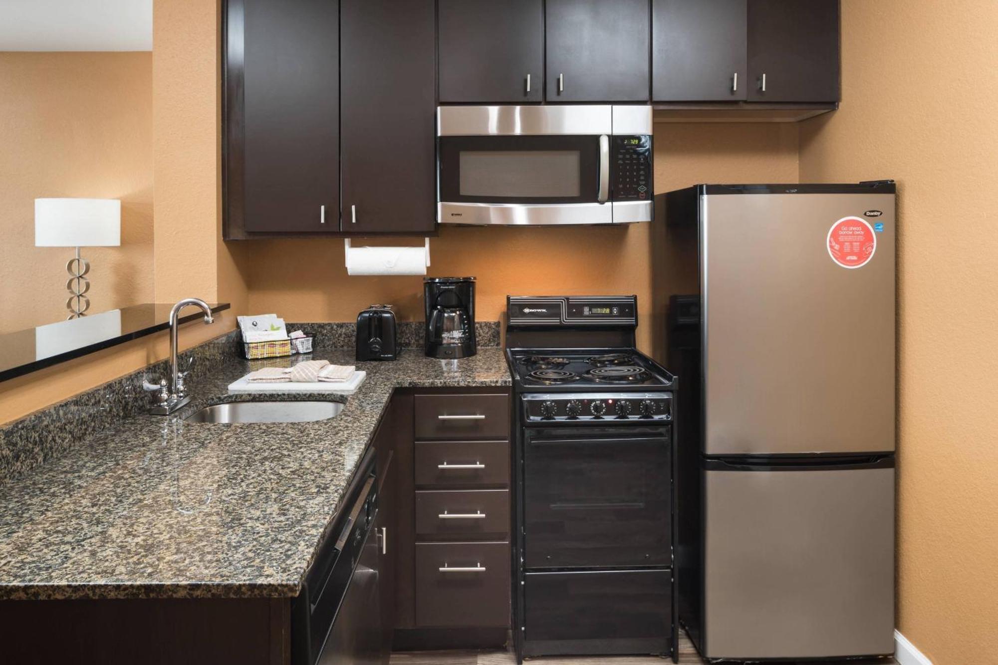 Towneplace Suites By Marriott Panama City Exteriör bild